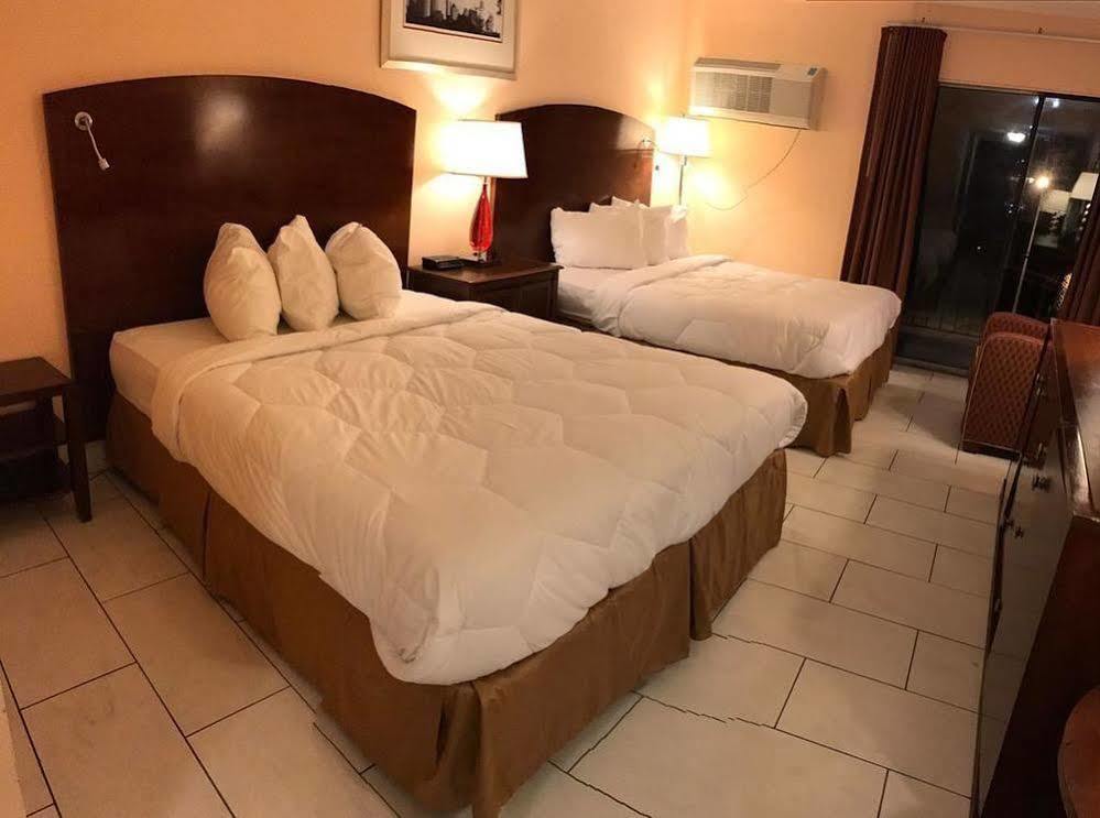 Sea Banks Motor Inn Мертл-Біч Екстер'єр фото